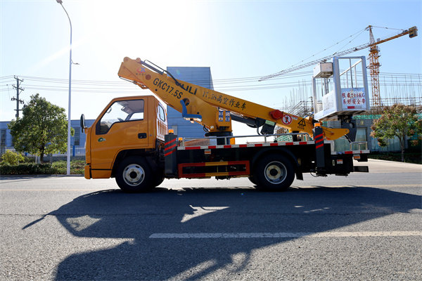 江鈴17.5米藍(lán)牌直臂高空車